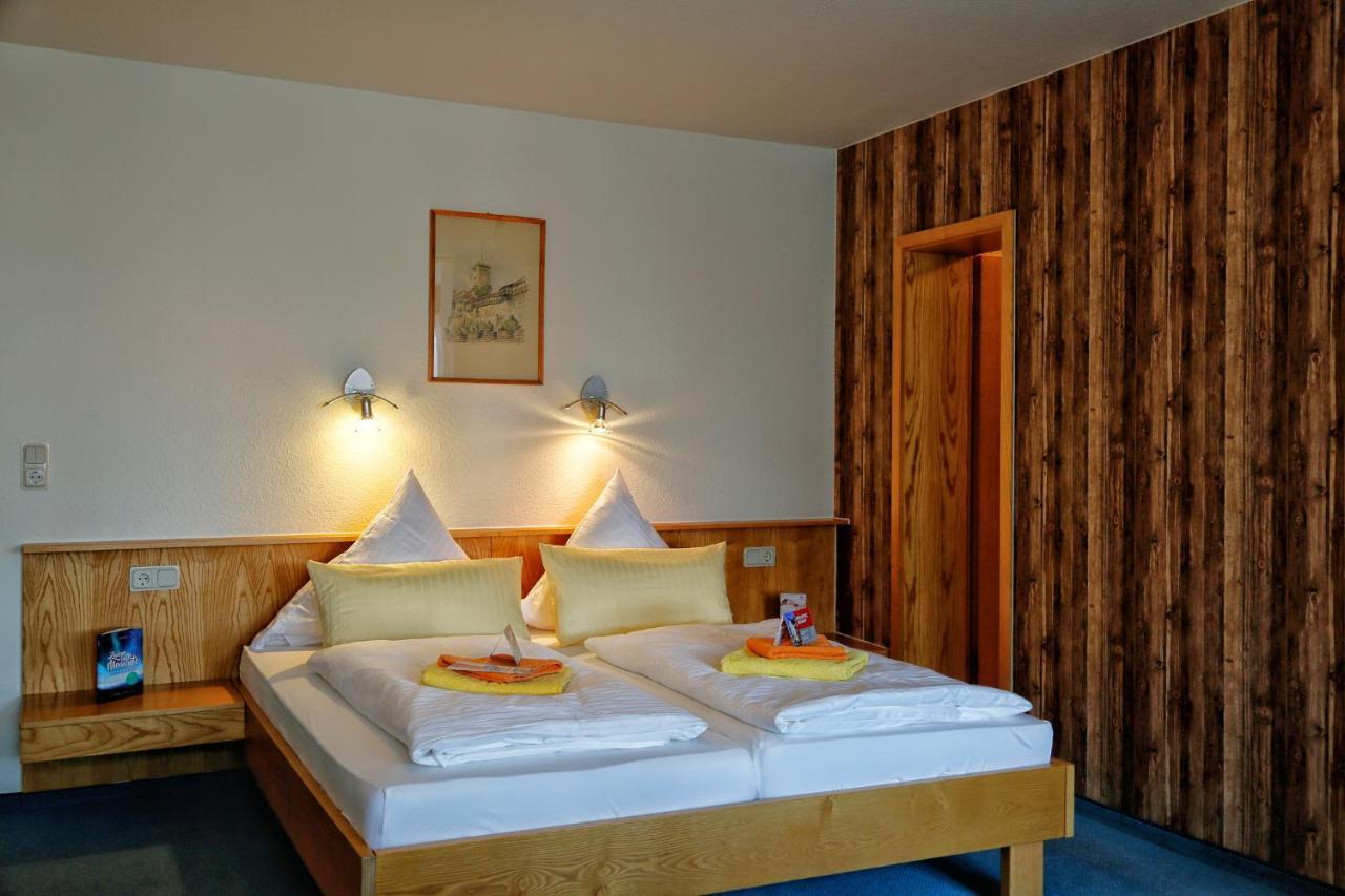 Konsum Gaestehaus Quisisana - Oberhof Oberhof  Ngoại thất bức ảnh