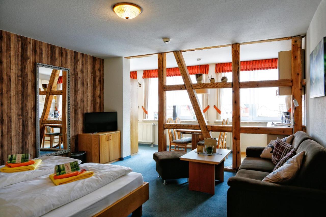 Konsum Gaestehaus Quisisana - Oberhof Ngoại thất bức ảnh