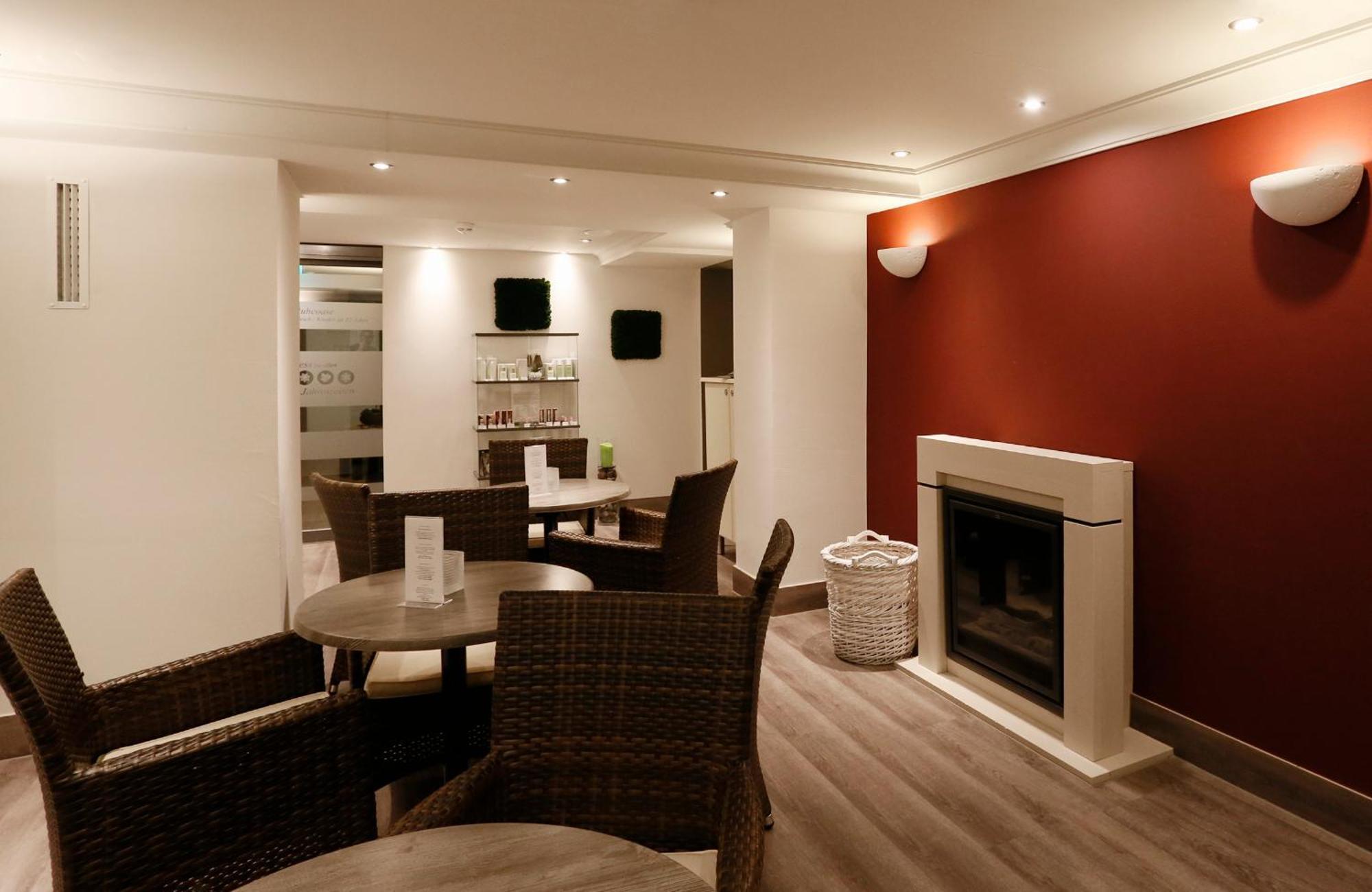 Konsum Gaestehaus Quisisana - Oberhof Oberhof  Ngoại thất bức ảnh