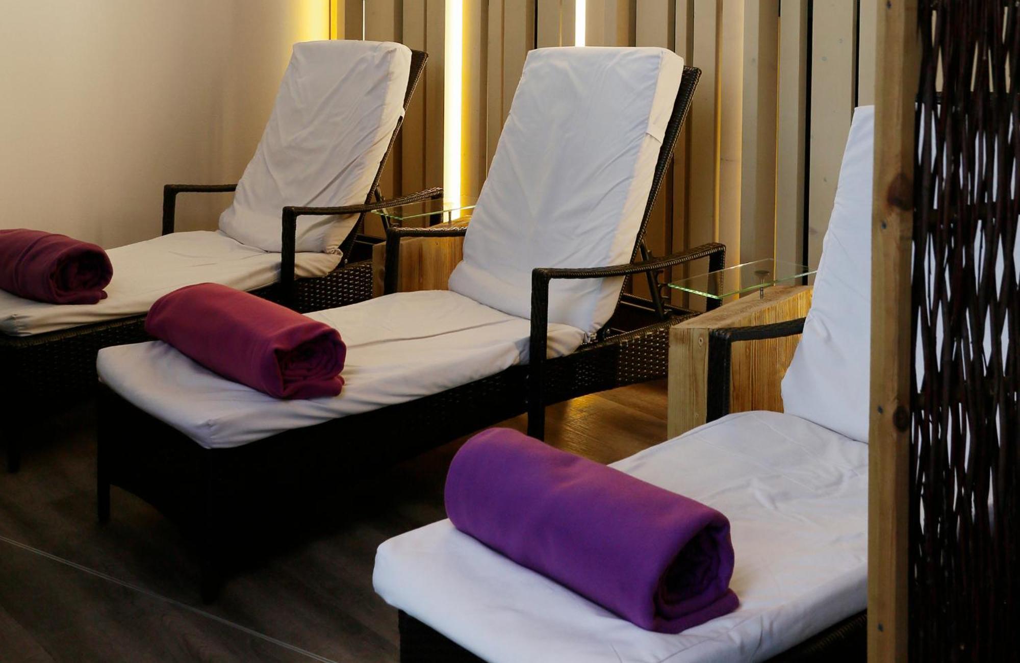 Konsum Gaestehaus Quisisana - Oberhof Oberhof  Ngoại thất bức ảnh